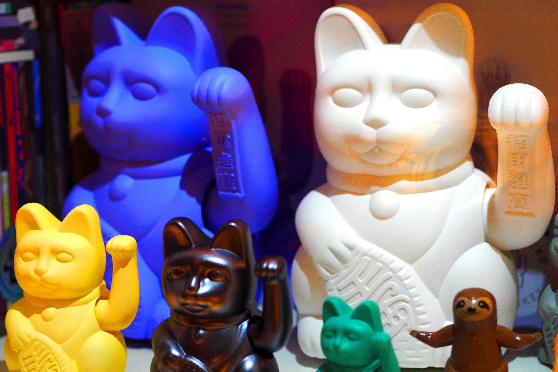 幸運を呼ぶとされる招き猫