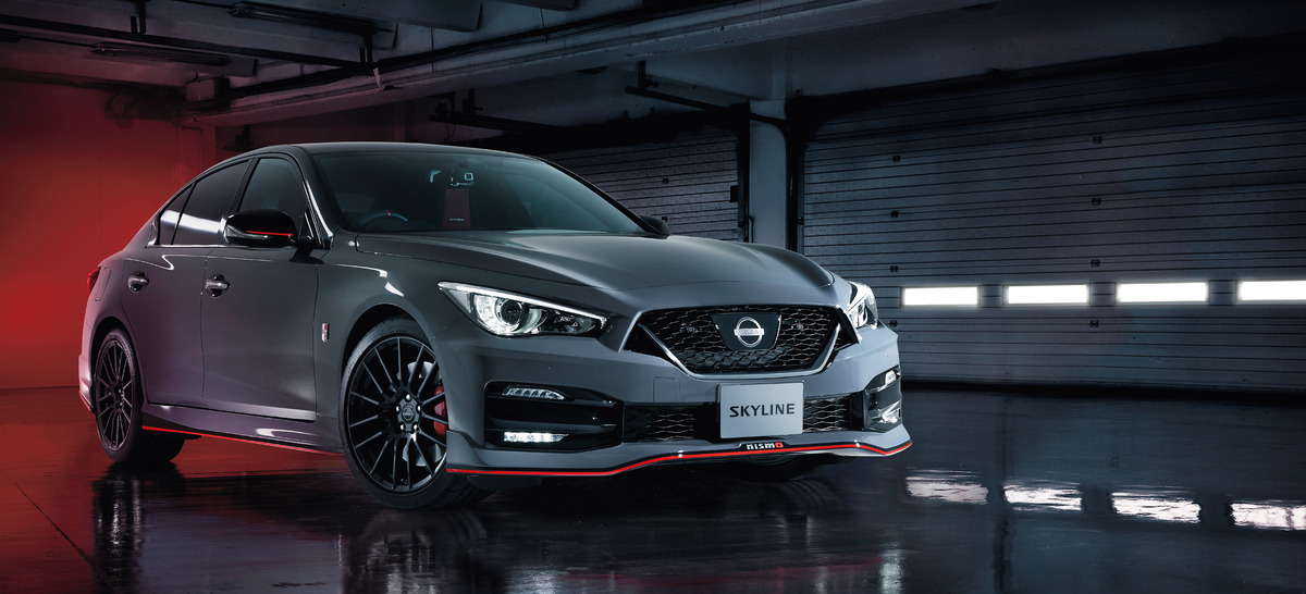 日産スカイラインNISMO
