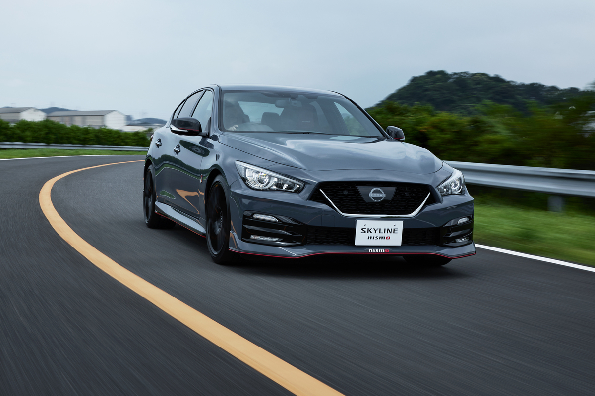 日産スカイラインNISMO