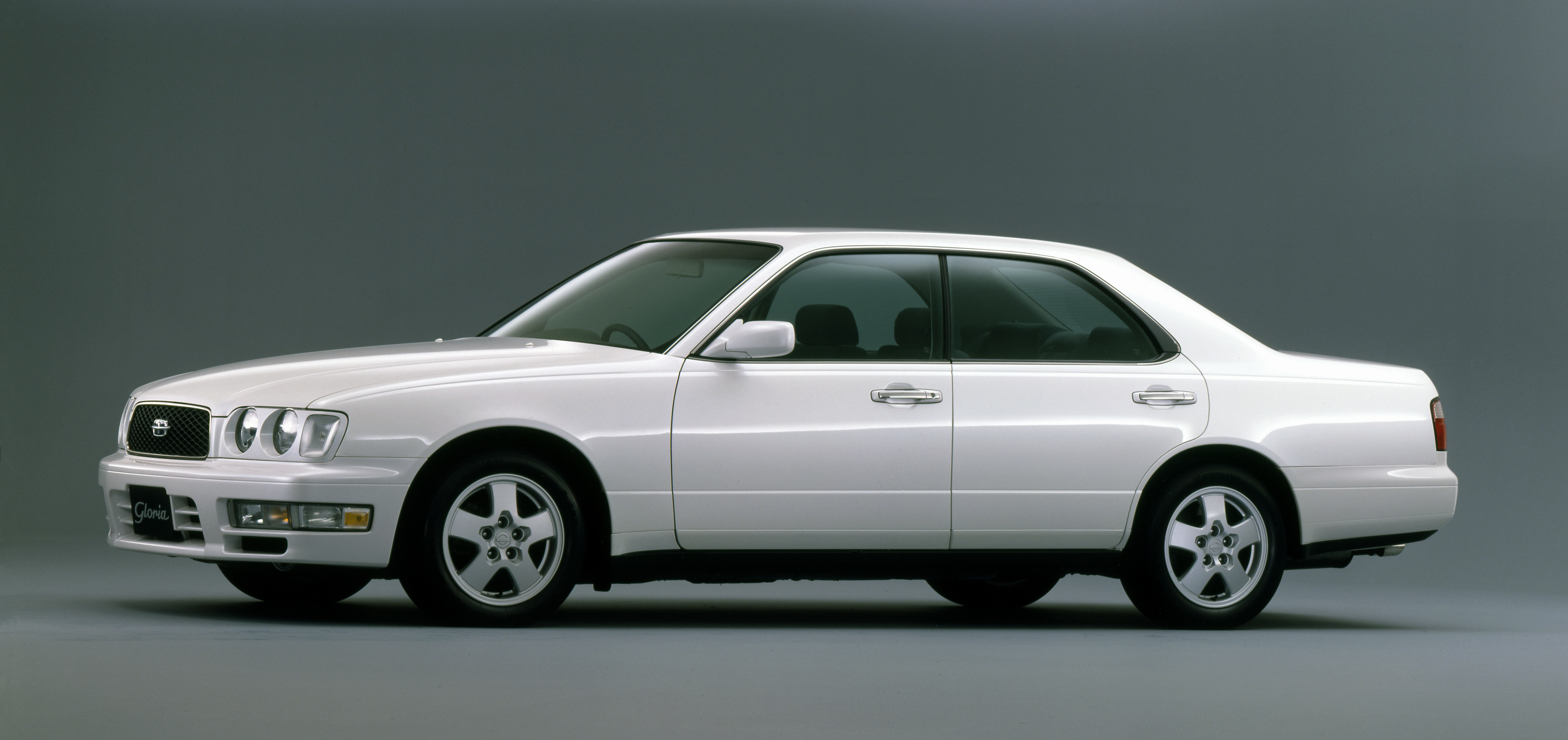 日産グロリアY33（1995）