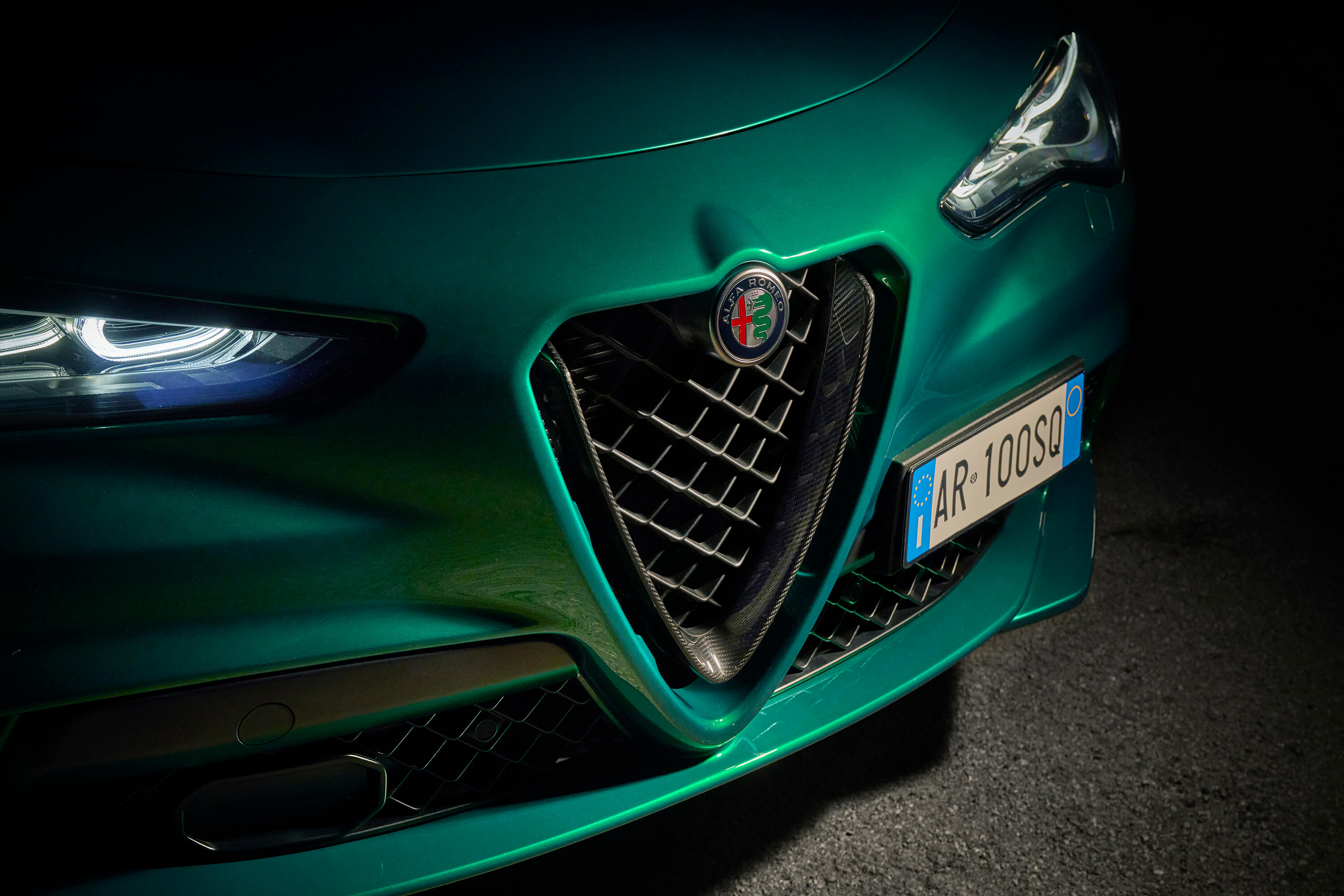 Alfa Romeo GIULIA QUADRIFOGLIO 100th ANNIVERSARIO