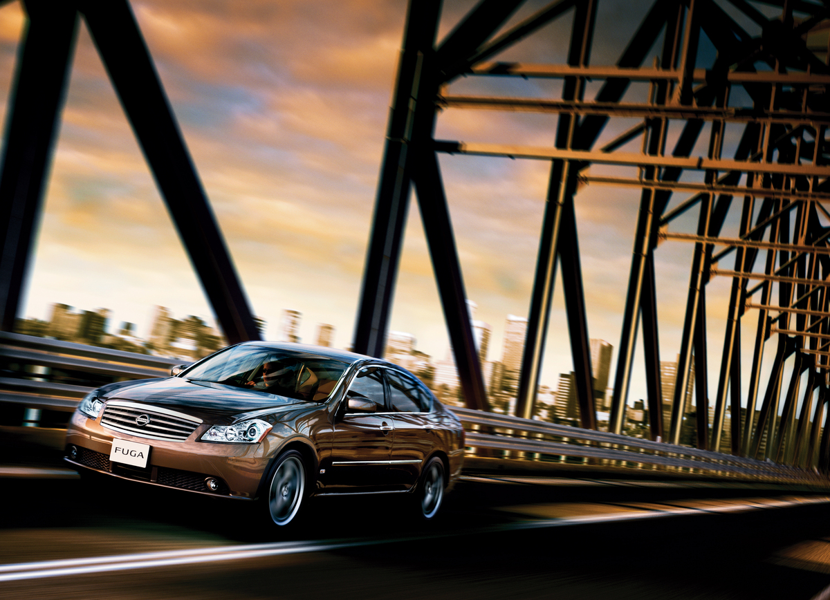 日産フーガ2004年モデル