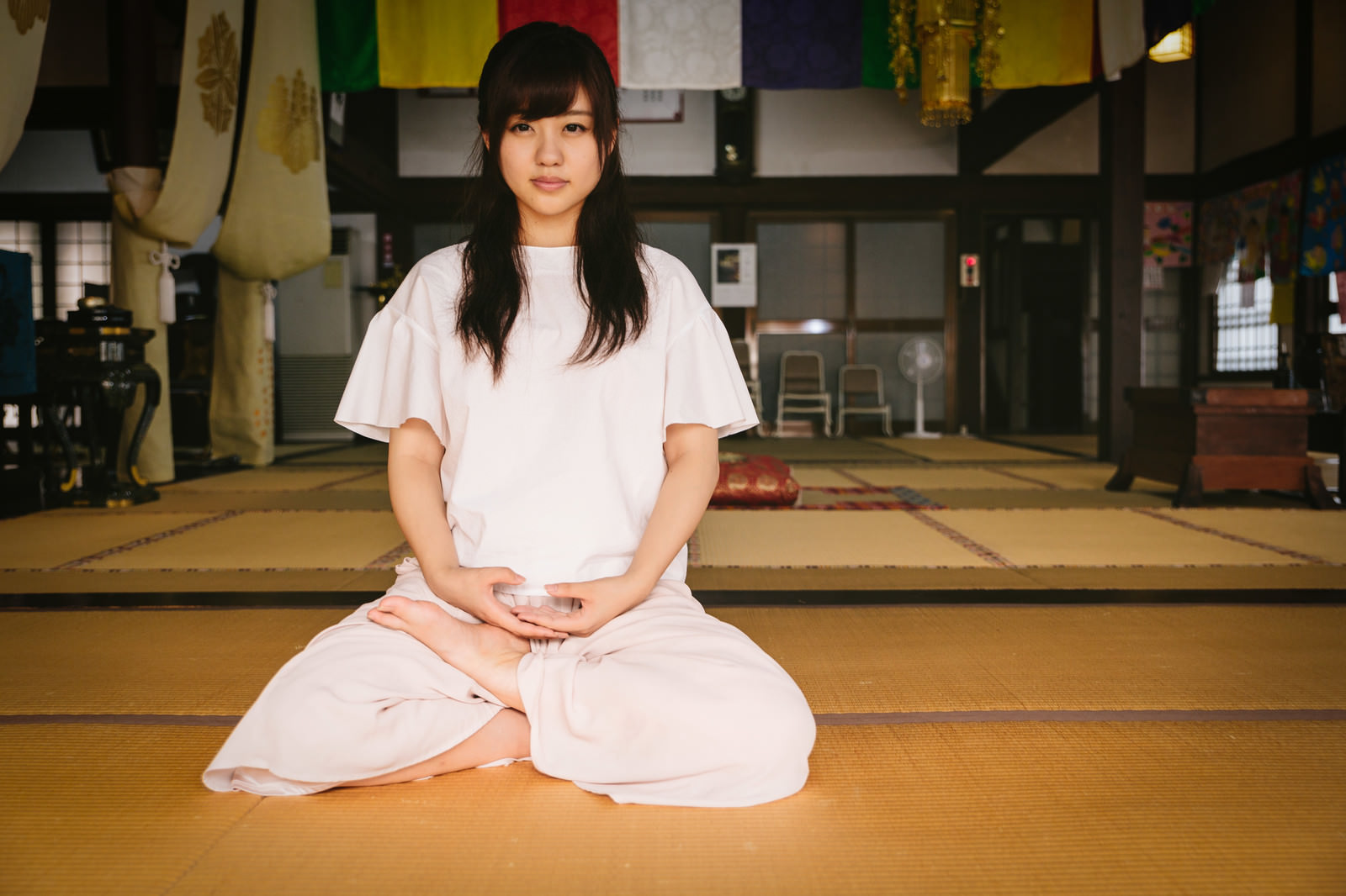 邪念にじゃあね女子。モデル：河村友歌