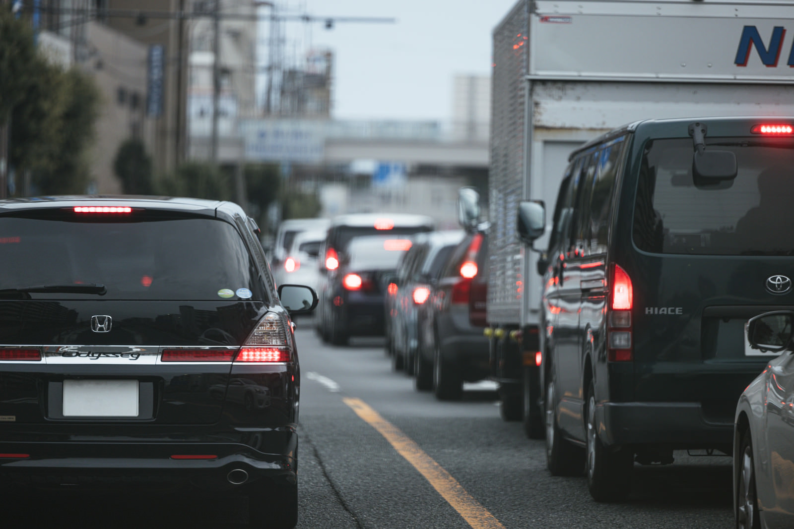 渋滞する道路